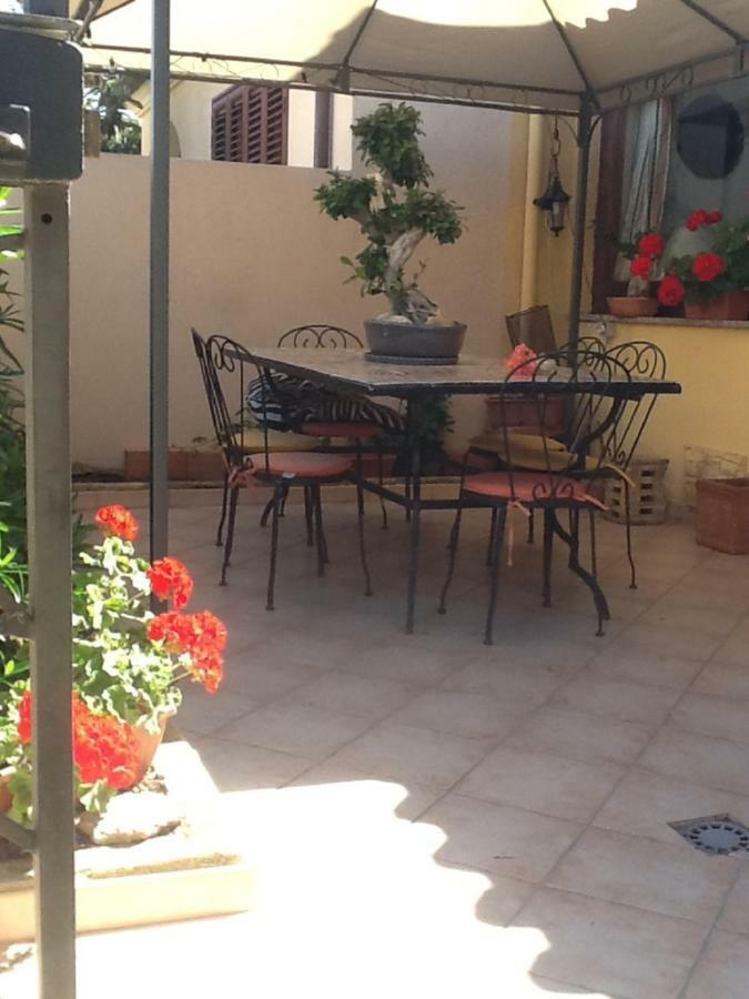 Guesthouse Nuvole Olbia Esterno foto