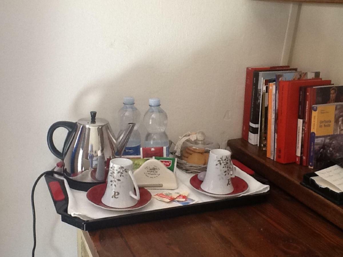 Guesthouse Nuvole Olbia Esterno foto