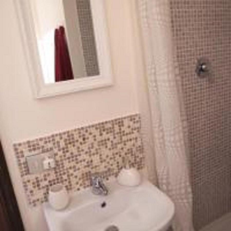 Guesthouse Nuvole Olbia Esterno foto